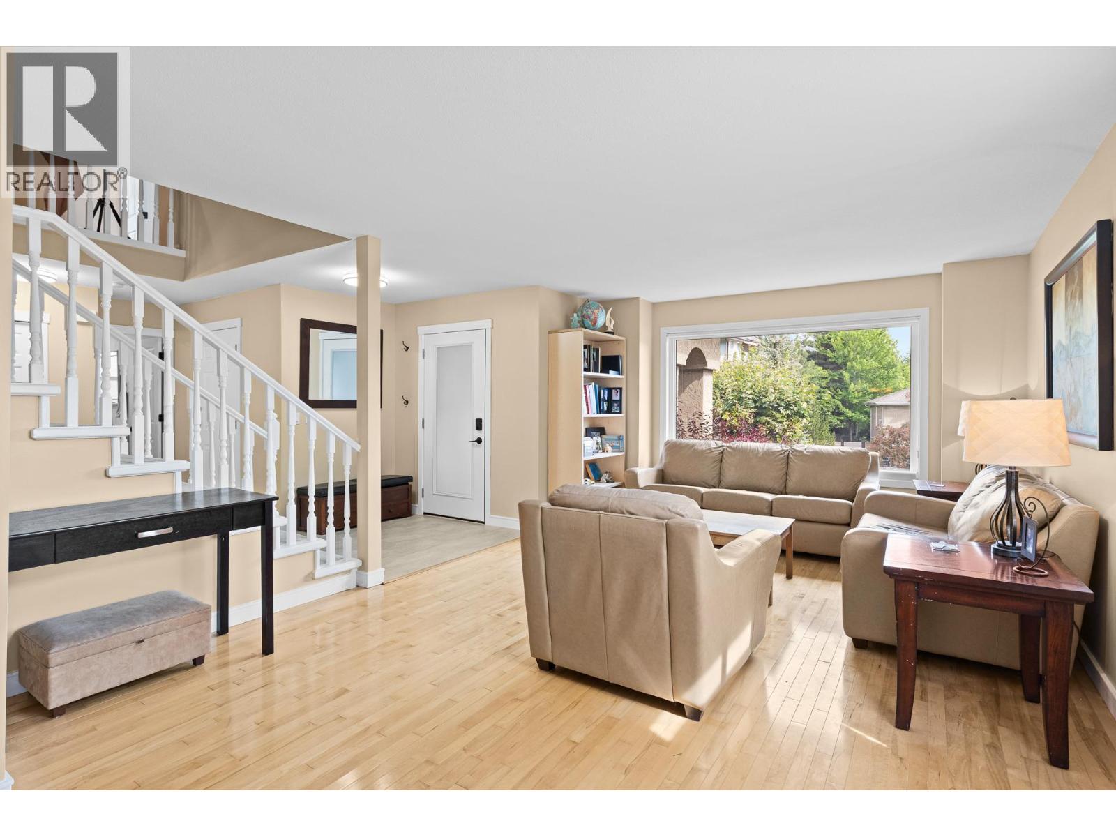 774 Nahanni Place, Kelowna, British Columbia  V1V 1N5 - Photo 8 - 10392905