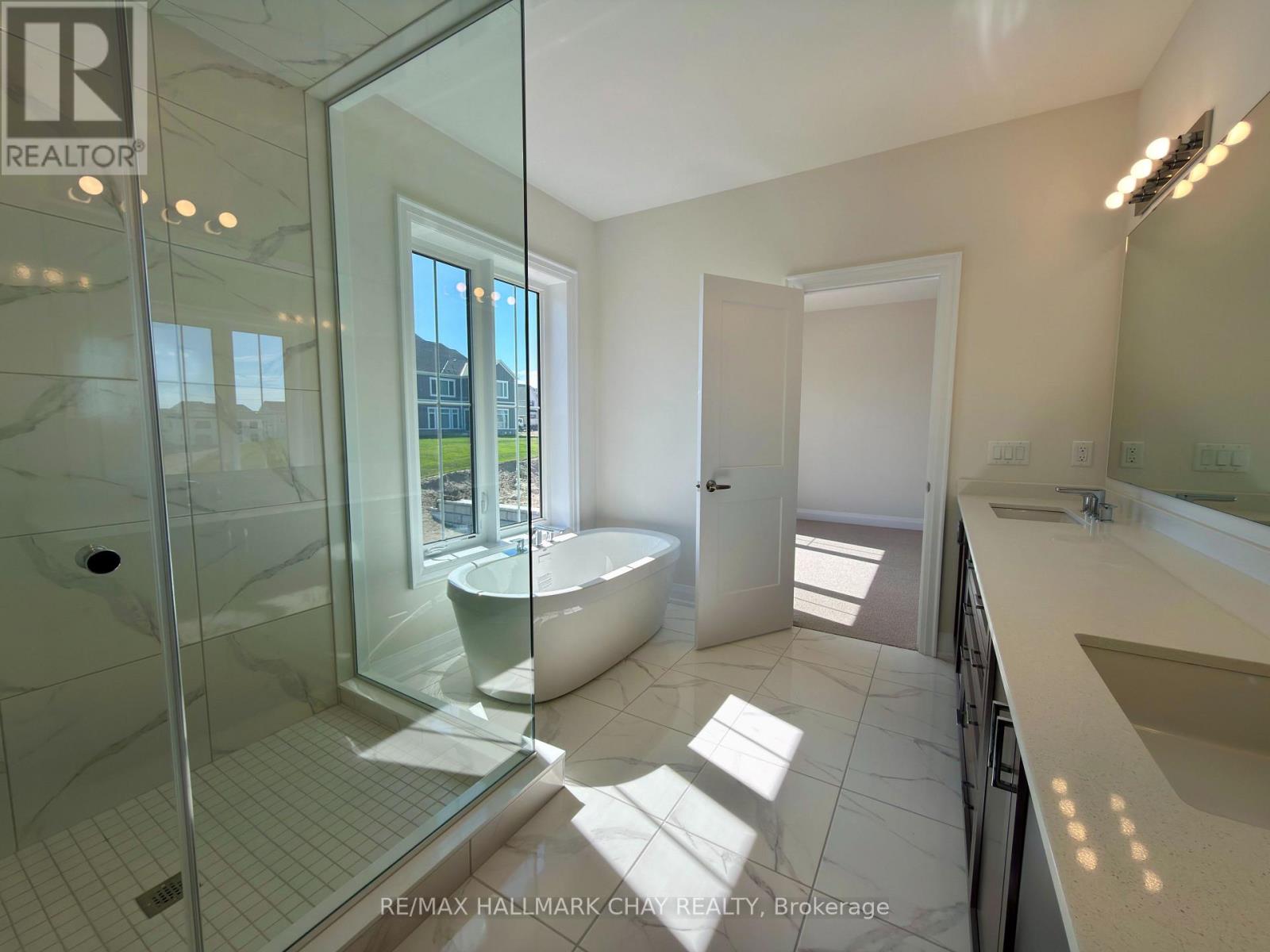 2 Pinetree Drive, Oro-Medonte, Ontario  L0L 2L0 - Photo 20 - S13501864