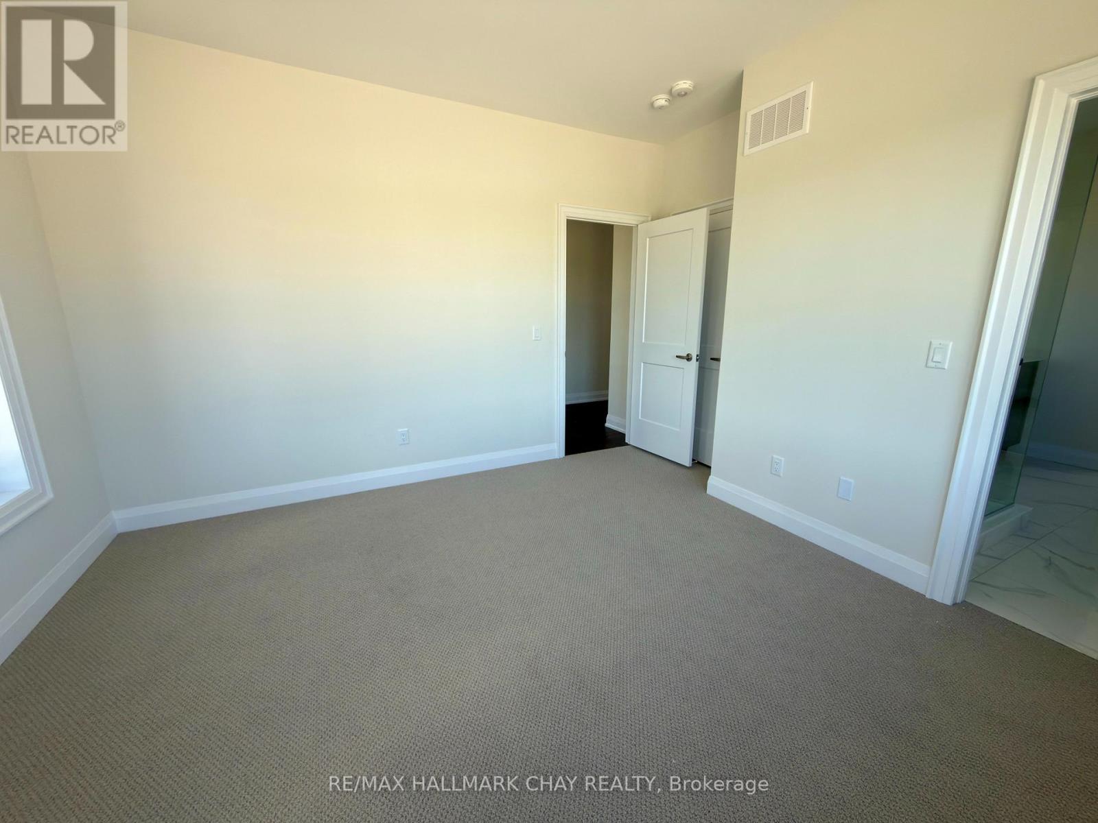 2 Pinetree Drive, Oro-Medonte, Ontario  L0L 2L0 - Photo 23 - S13501864