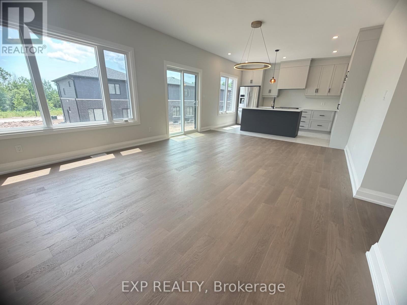6418 Sunshine Common, Niagara Falls, Ontario  L2G 0E4 - Photo 12 - X13498386