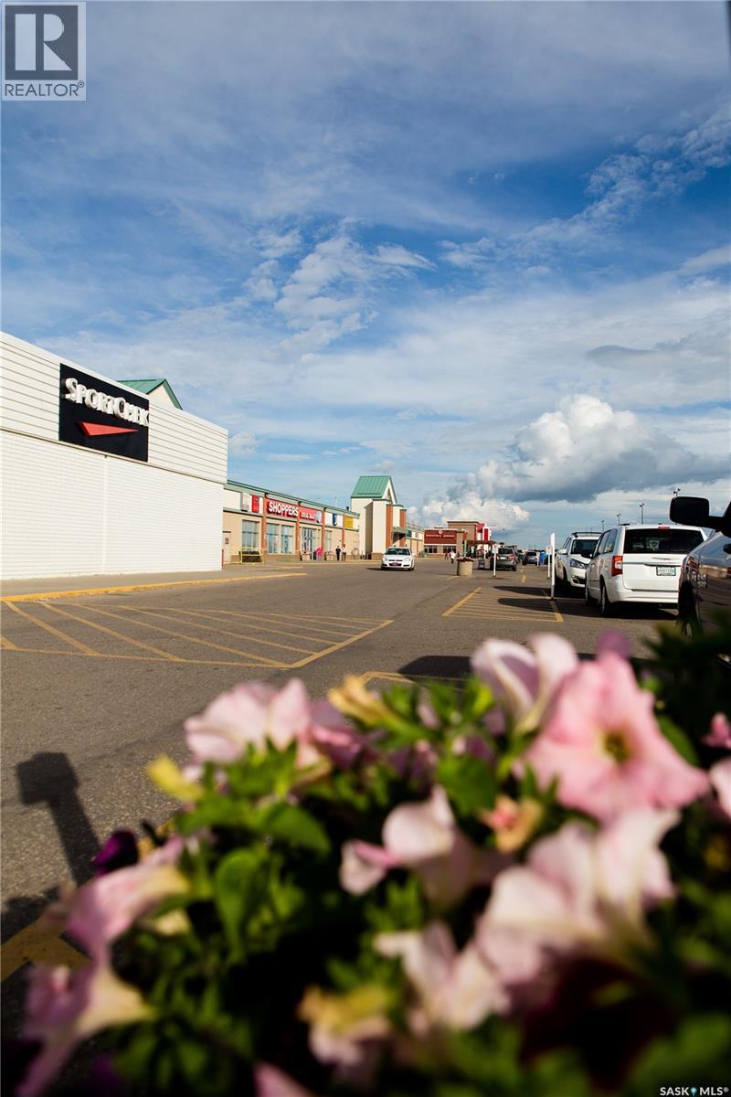 17 11429 Railway Avenue E, North Battleford, Saskatchewan  S9A 3G8 - Photo 7 - SK040510
