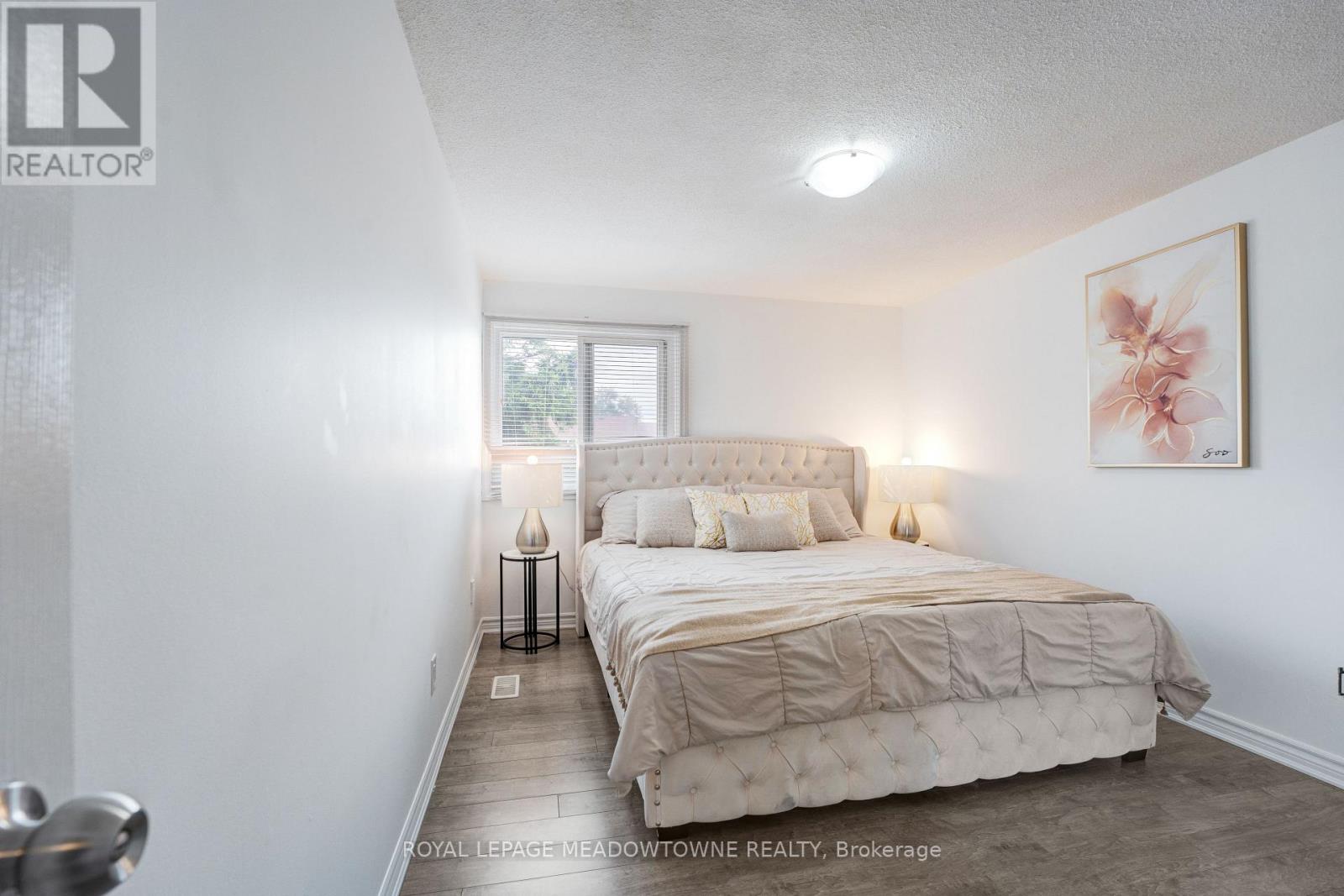 9 Hardcastle Court, Brampton, Ontario  L6S 2B2 - Photo 14 - W13501804