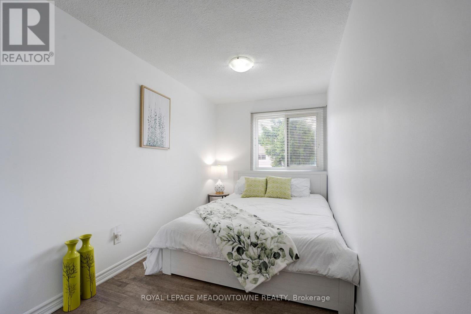9 Hardcastle Court, Brampton, Ontario  L6S 2B2 - Photo 16 - W13501804
