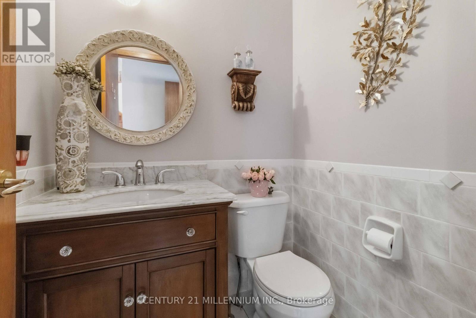 83 Sunforest Drive, Brampton, Ontario  L6Z 2W3 - Photo 13 - W13501838