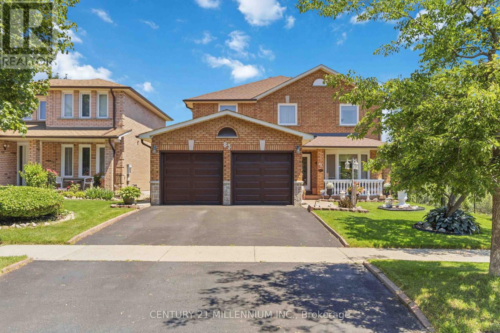 83 Sunforest Drive, Brampton, Ontario  L6Z 2W3 - Photo 2 - W13501838