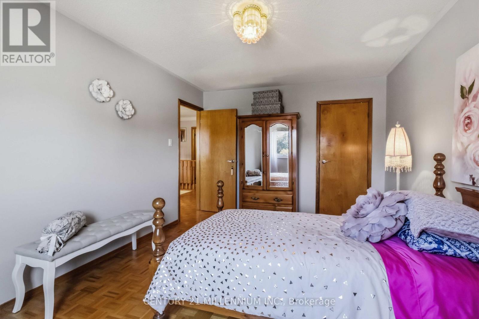 83 Sunforest Drive, Brampton, Ontario  L6Z 2W3 - Photo 22 - W13501838