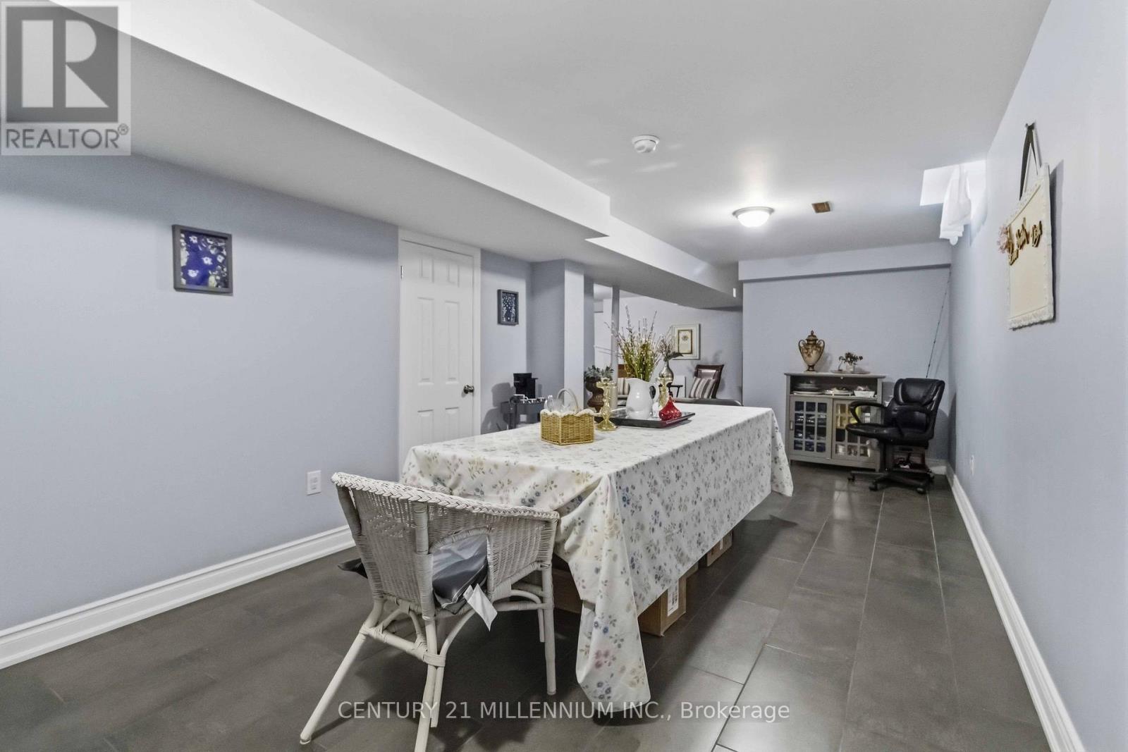 83 Sunforest Drive, Brampton, Ontario  L6Z 2W3 - Photo 30 - W13501838