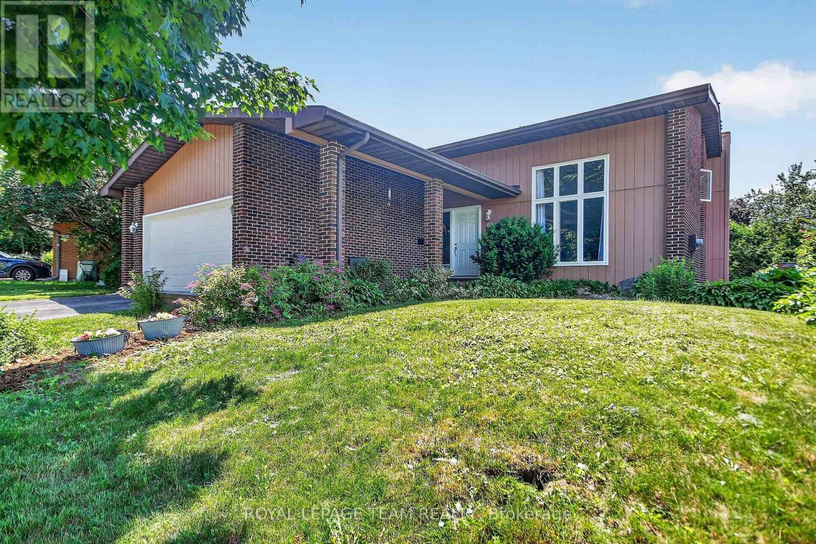 66 Beaufort Drive, Ottawa, Ontario  K2L 2G3 - Photo 2 - X13502000