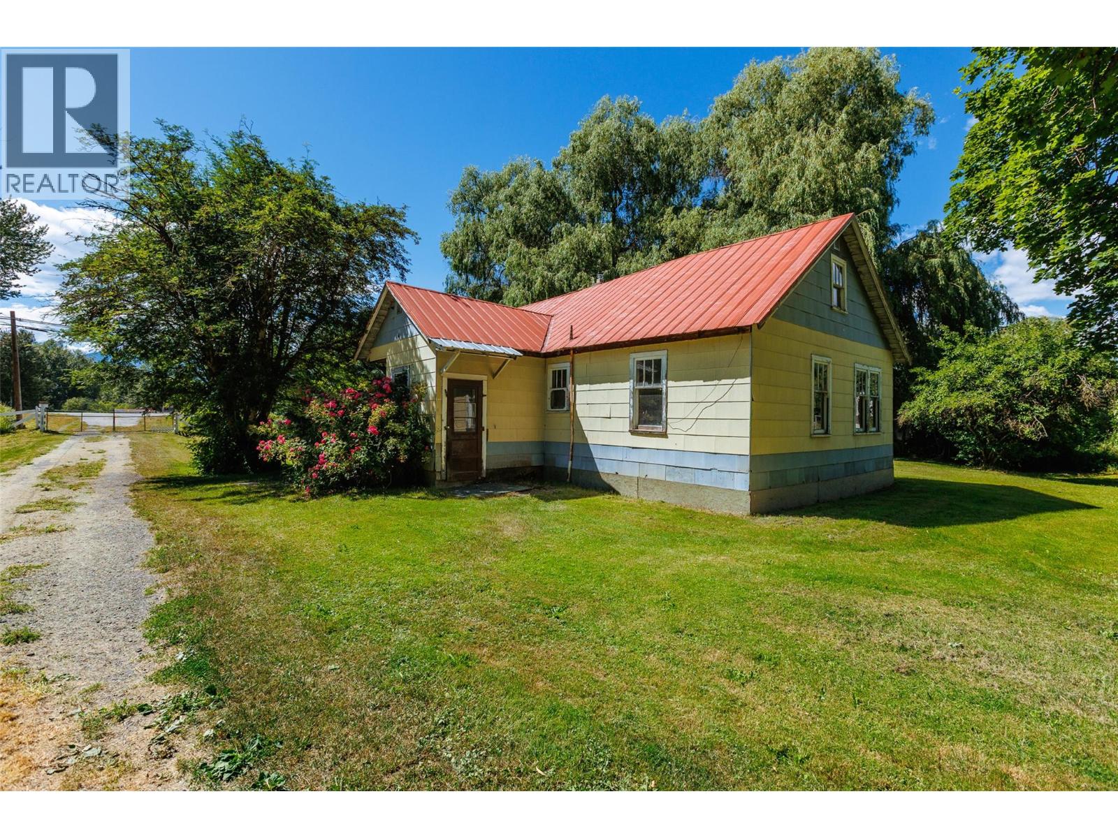 516 Goat River Road S, Creston, British Columbia  V0B 1G1 - Photo 5 - 10389280