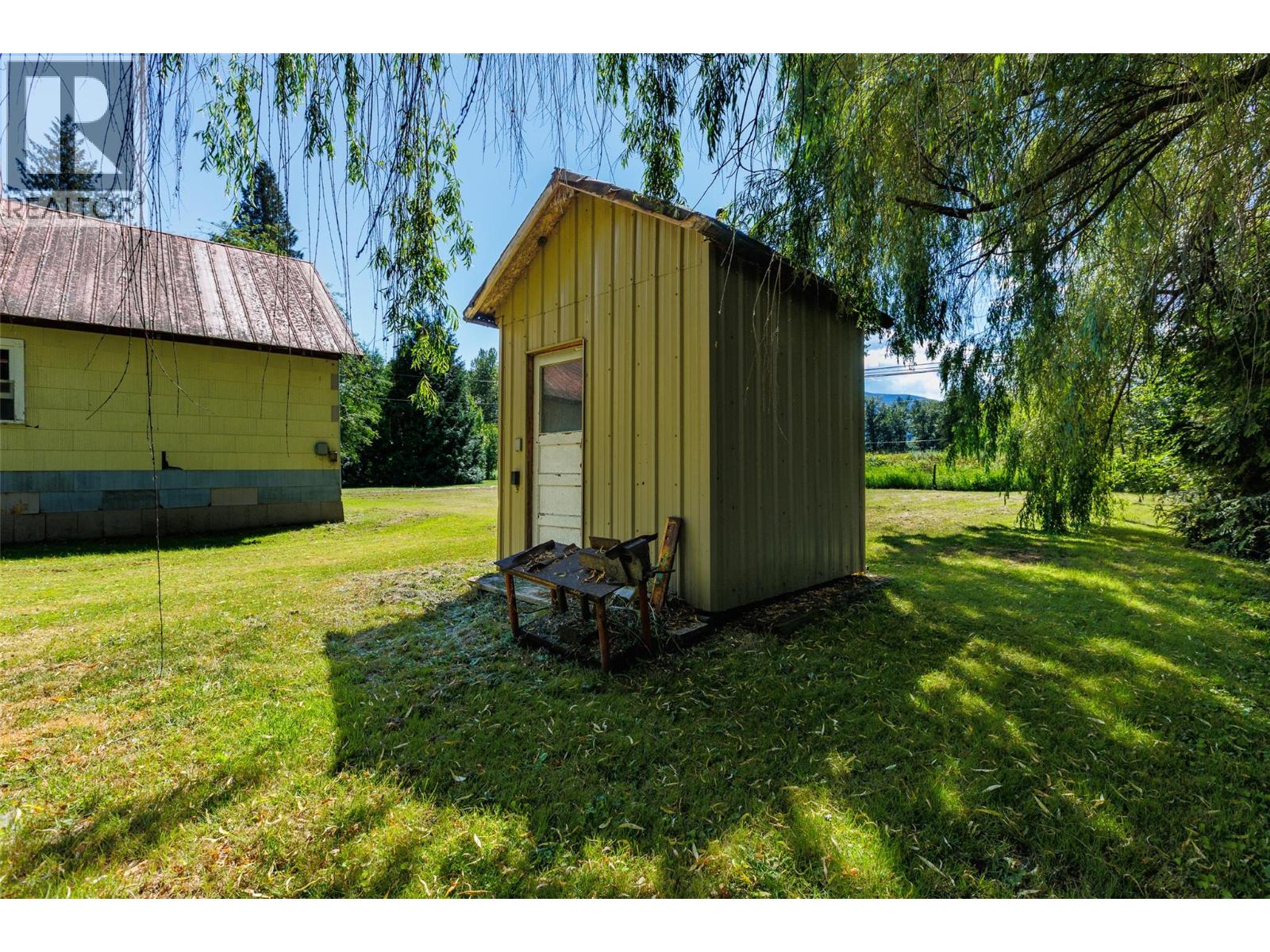516 Goat River Road S, Creston, British Columbia  V0B 1G1 - Photo 36 - 10389280