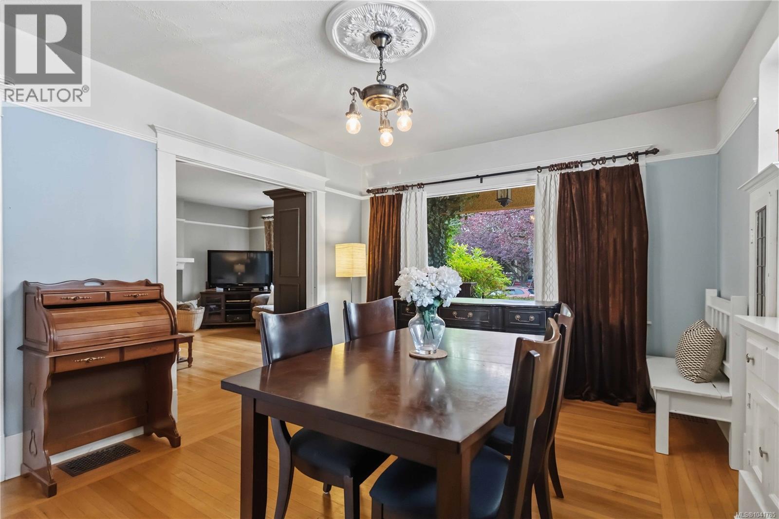 1722 Stanley Ave, Victoria, British Columbia  V8R 3W8 - Photo 11 - 1041785