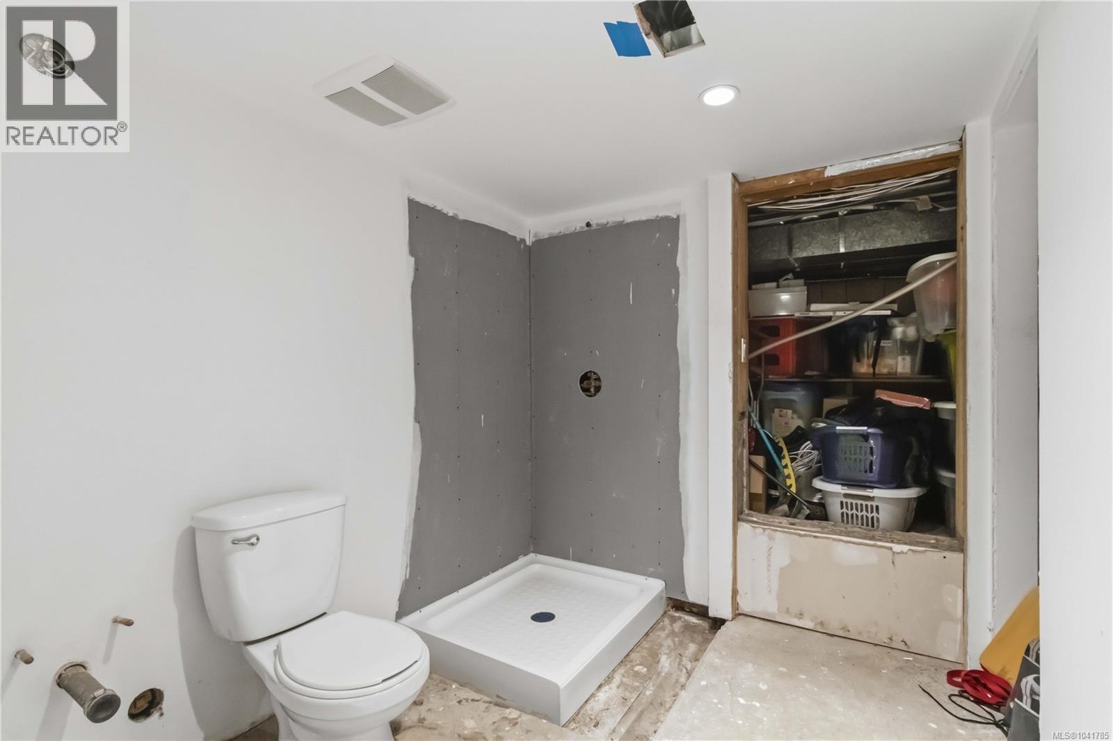 1722 Stanley Ave, Victoria, British Columbia  V8R 3W8 - Photo 28 - 1041785