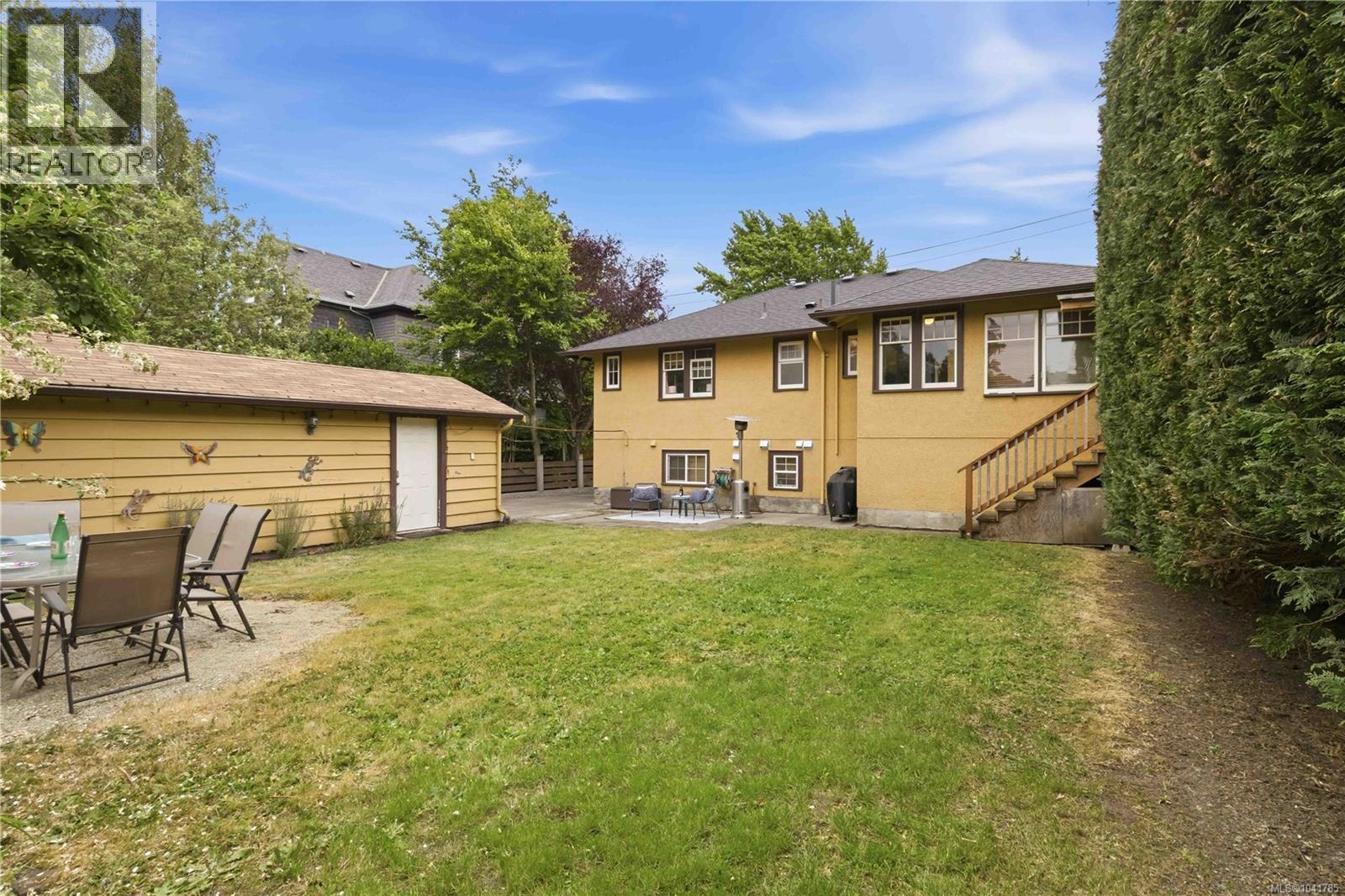1722 Stanley Ave, Victoria, British Columbia  V8R 3W8 - Photo 34 - 1041785