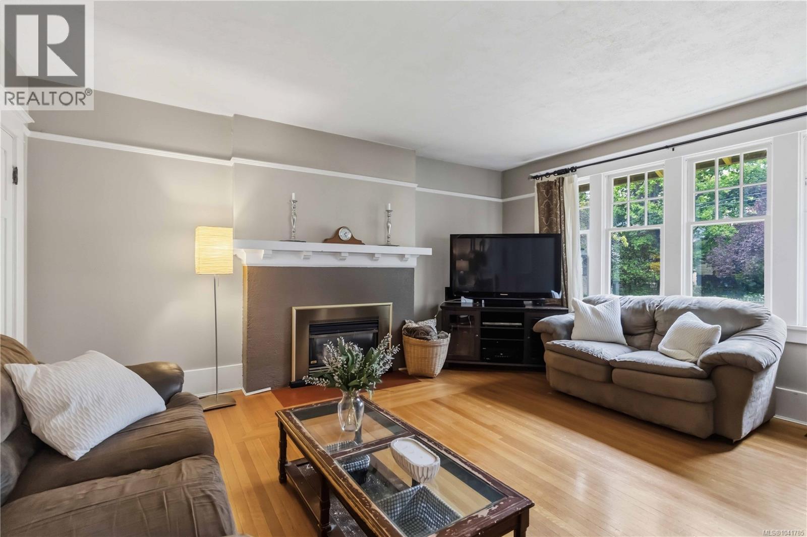 1722 Stanley Ave, Victoria, British Columbia  V8R 3W8 - Photo 8 - 1041785