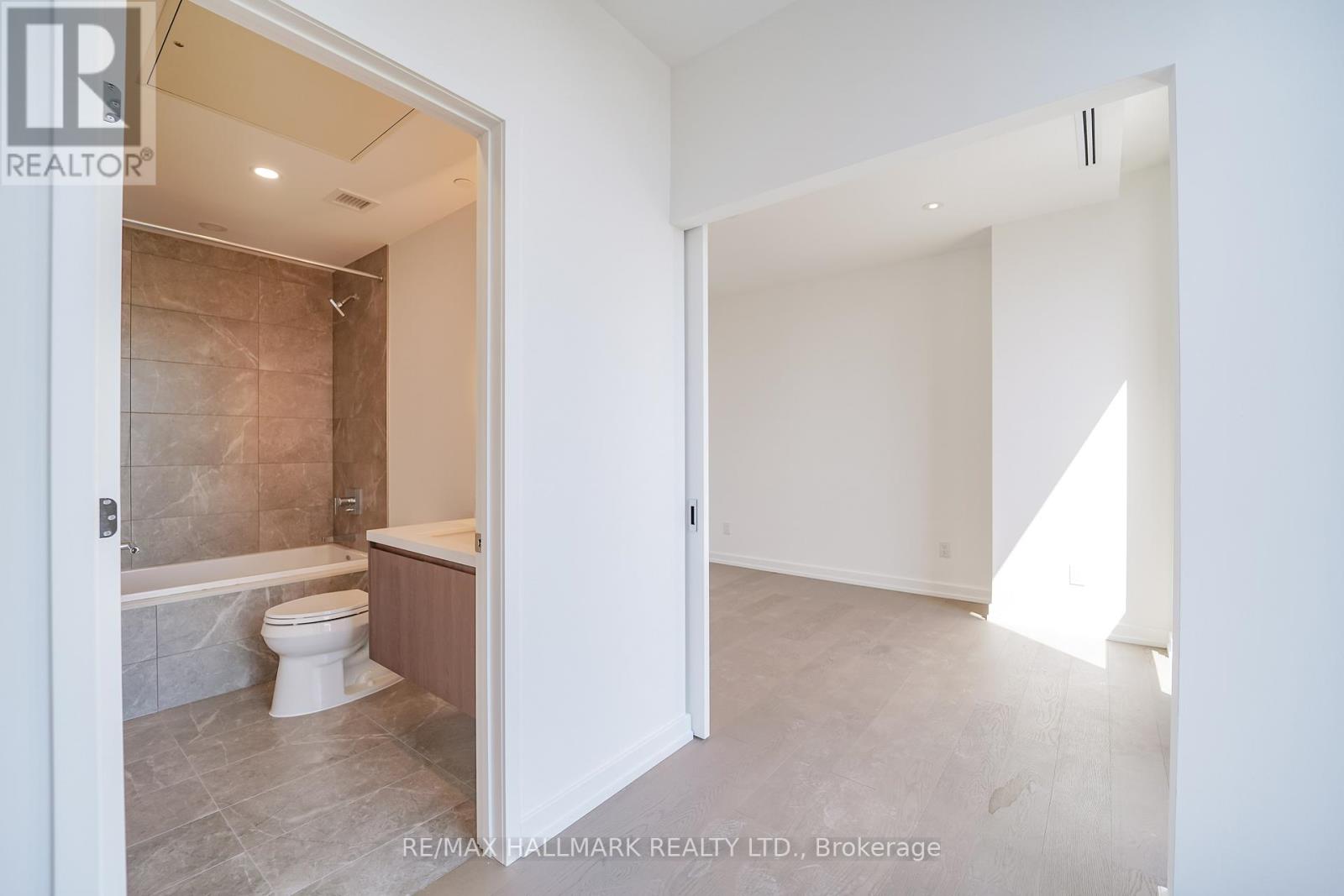 1901 - 1315 Bay Street, Toronto, Ontario  M5R 2C4 - Photo 11 - C13501914