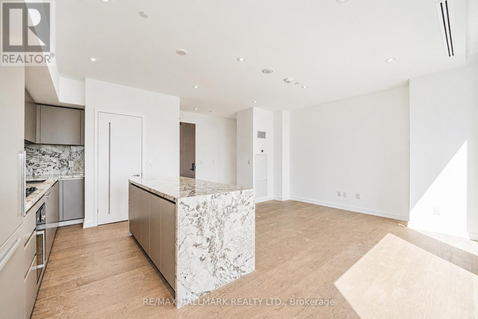 1901 - 1315 Bay Street, Toronto, Ontario  M5R 2C4 - Photo 5 - C13501914