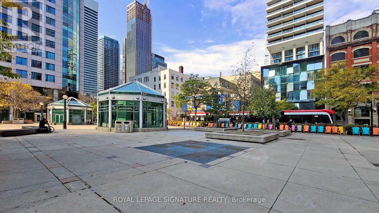 1406 - 224 King Street W, Toronto, Ontario  M5H 0A6 - Photo 17 - C13501970