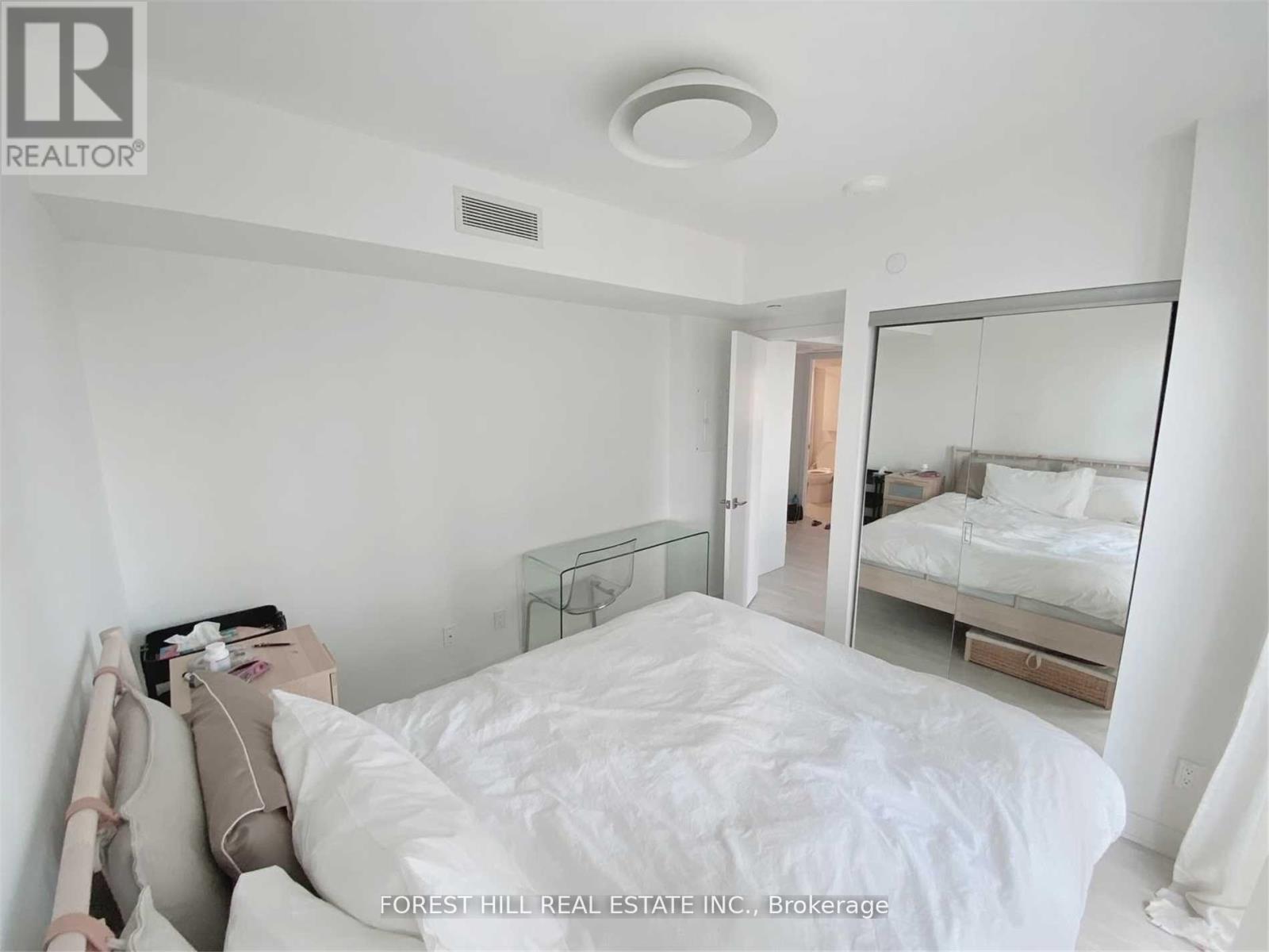 2413 - 188 Cumberland Street, Toronto, Ontario  M5R 0B6 - Photo 6 - C13502002