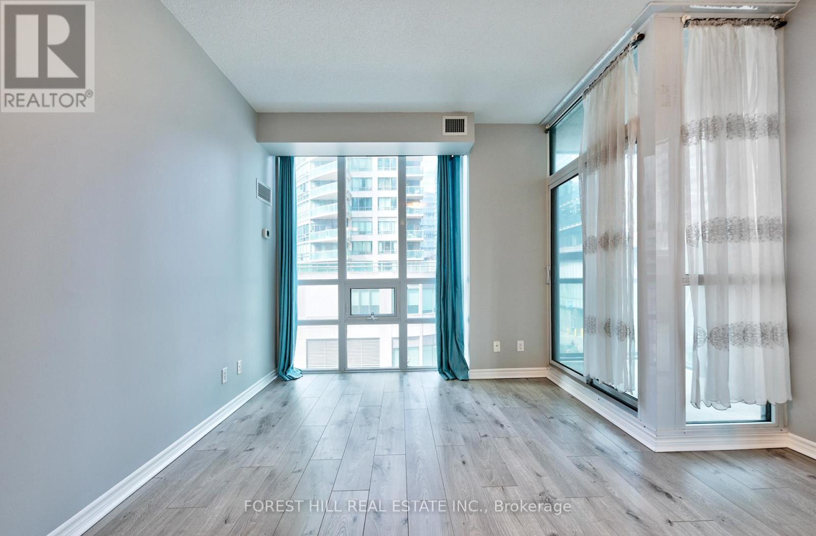 306 - 19 Grand Trunk Crescent, Toronto, Ontario  M5J 3A3 - Photo 14 - C13502020