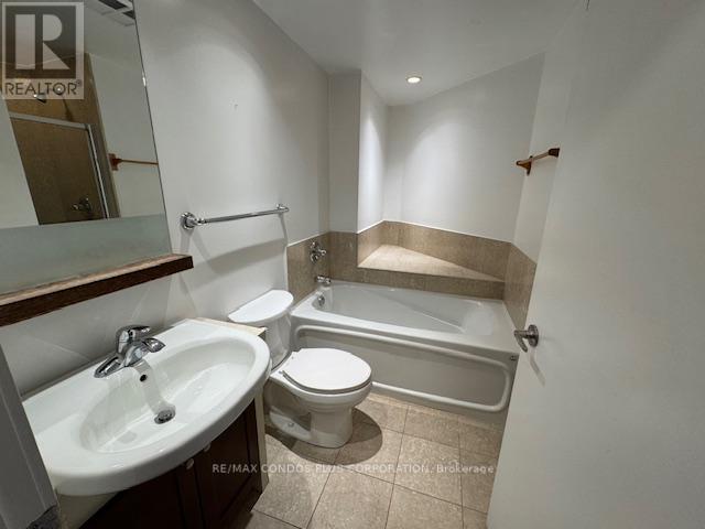 705 - 218 Queens Quay W, Toronto, Ontario  M5J 2Y6 - Photo 10 - C13502082