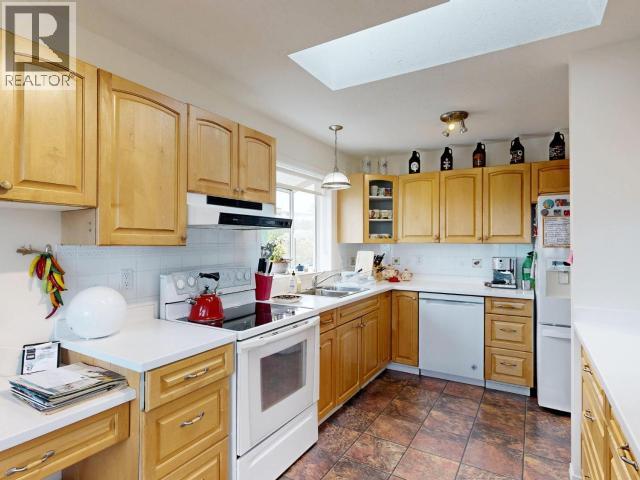 4041 Westview Ave, Powell River, British Columbia  V8A 3H7 - Photo 12 - 20029