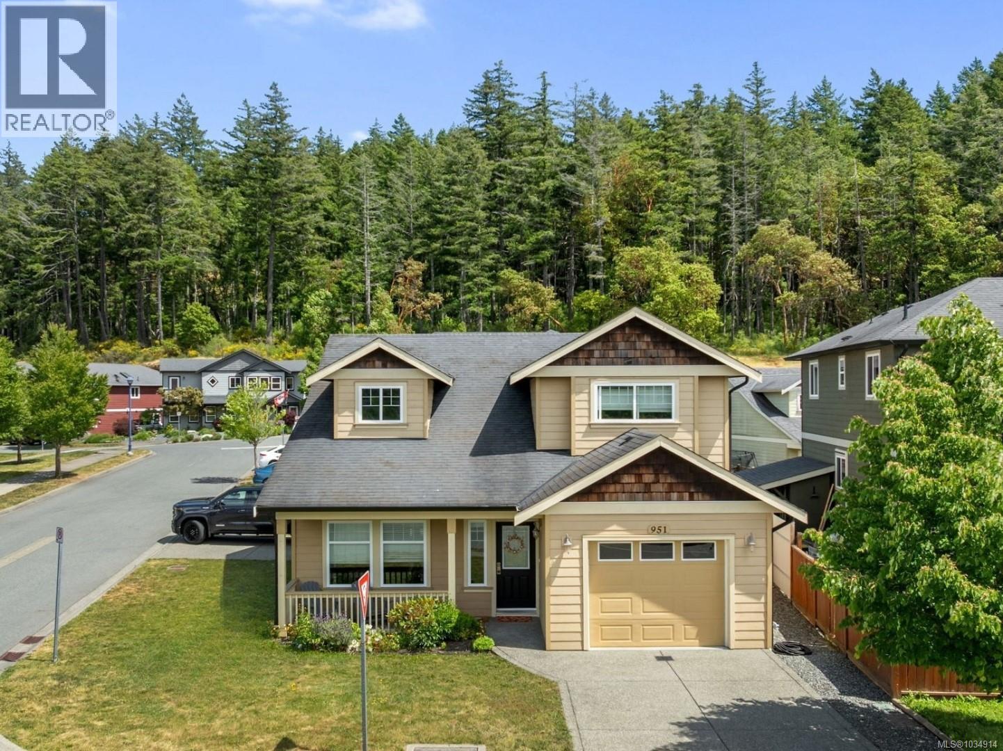 951 Kinglet Pl