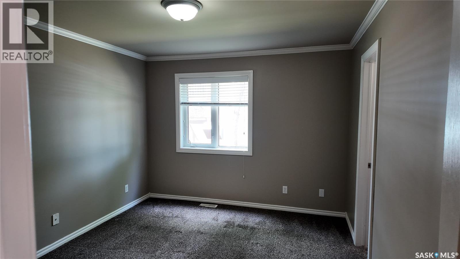 3241 Woodhams Drive E, Regina, Saskatchewan  S4V 3A2 - Photo 14 - SK040826