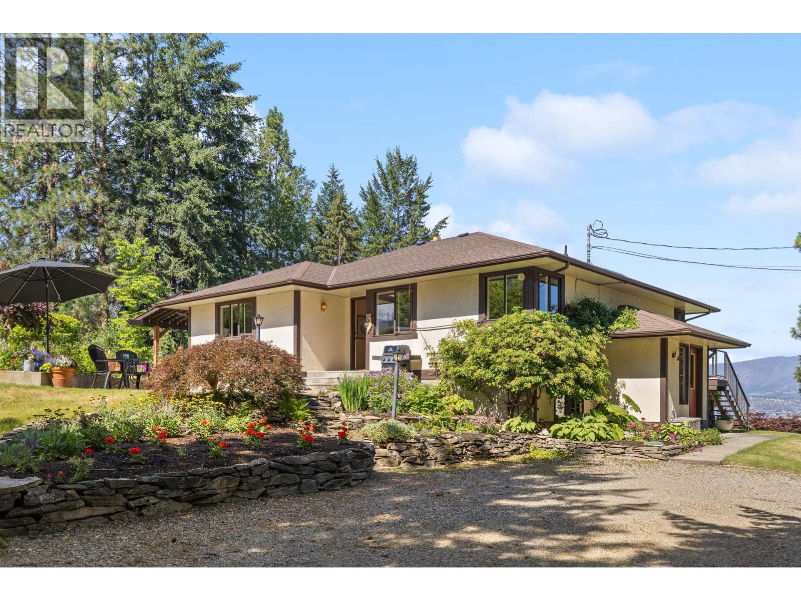 3885 Spiers Road, Kelowna, British Columbia  V1W 4B2 - Photo 3 - 10392804