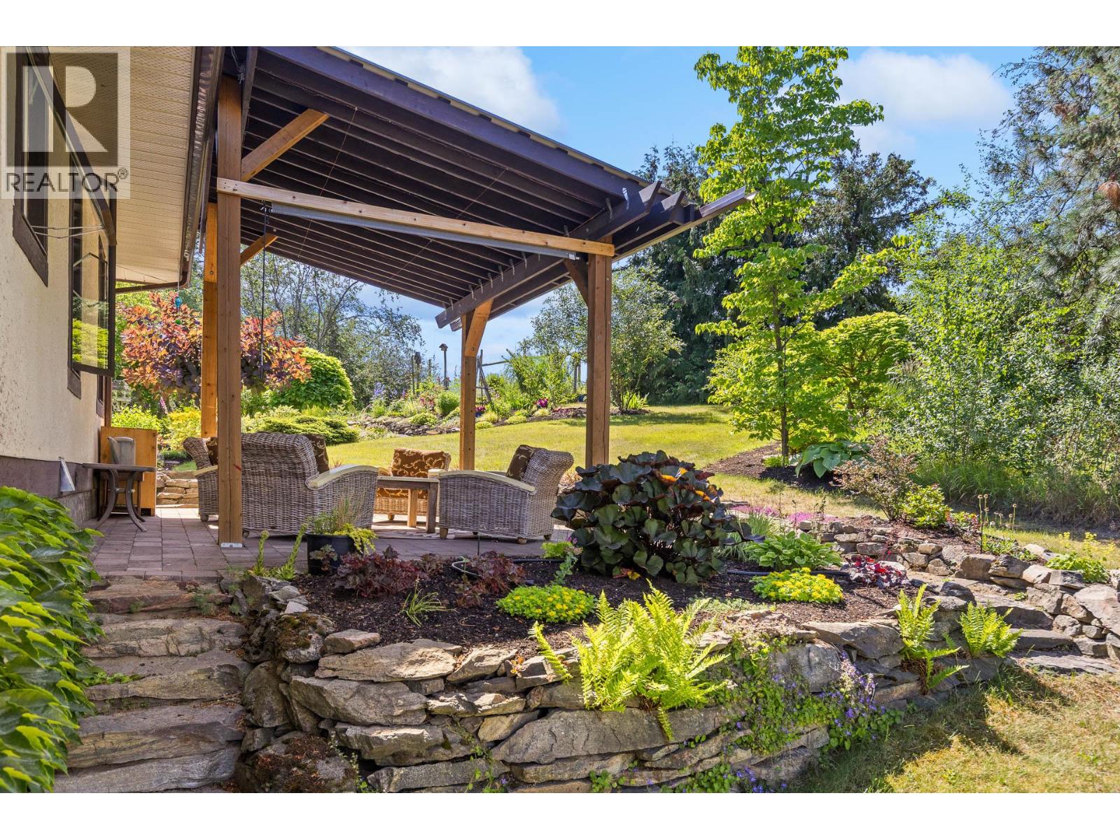 3885 Spiers Road, Kelowna, British Columbia  V1W 4B2 - Photo 17 - 10392804