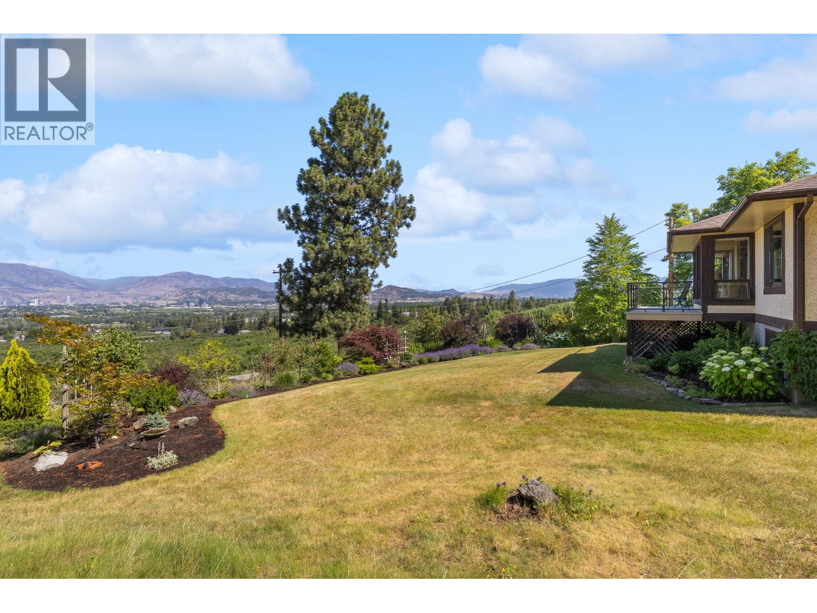 3885 Spiers Road, Kelowna, British Columbia  V1W 4B2 - Photo 9 - 10392804