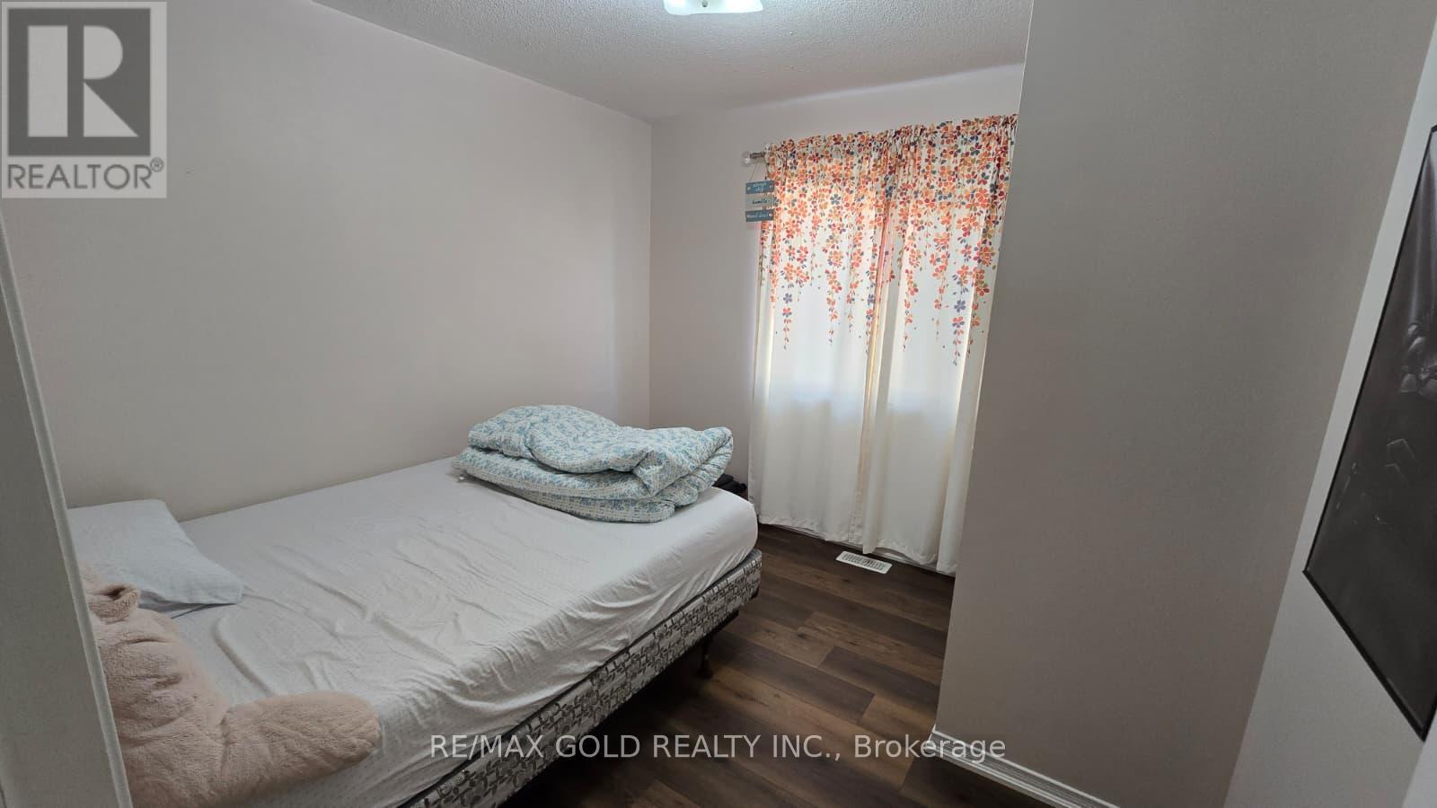 50 Hollingsworth Circle, Brampton, Ontario  L7A 0J7 - Photo 13 - W13502028