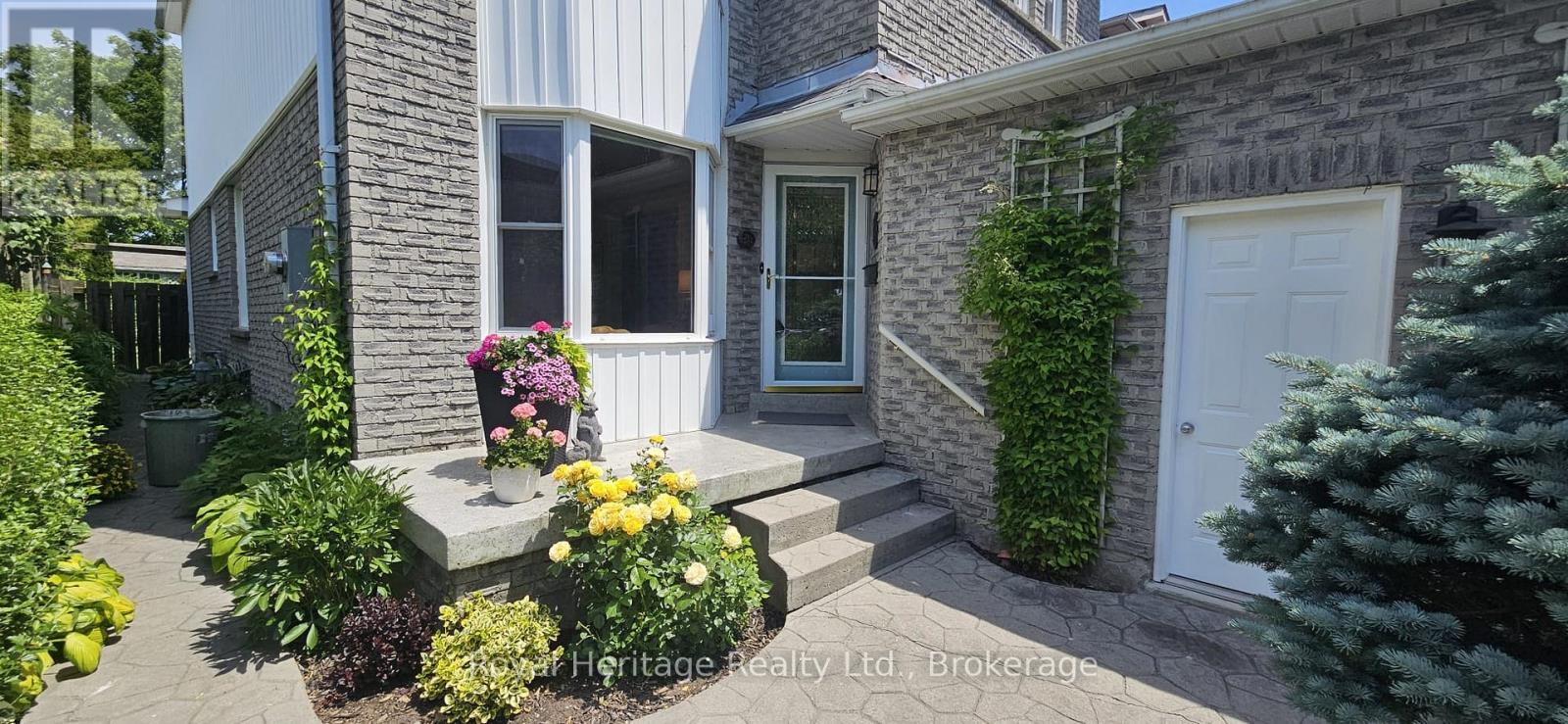 212 Andrew Street, Clarington, Ontario  L1B 1J9 - Photo 3 - E13502158