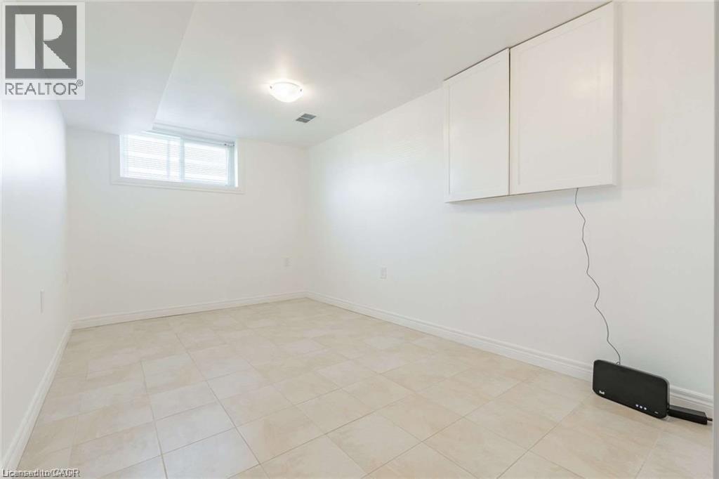 134 Marcella Crescent Unit# B, Hamilton, Ontario L8K 6G3 - Photo 14 - 40843802