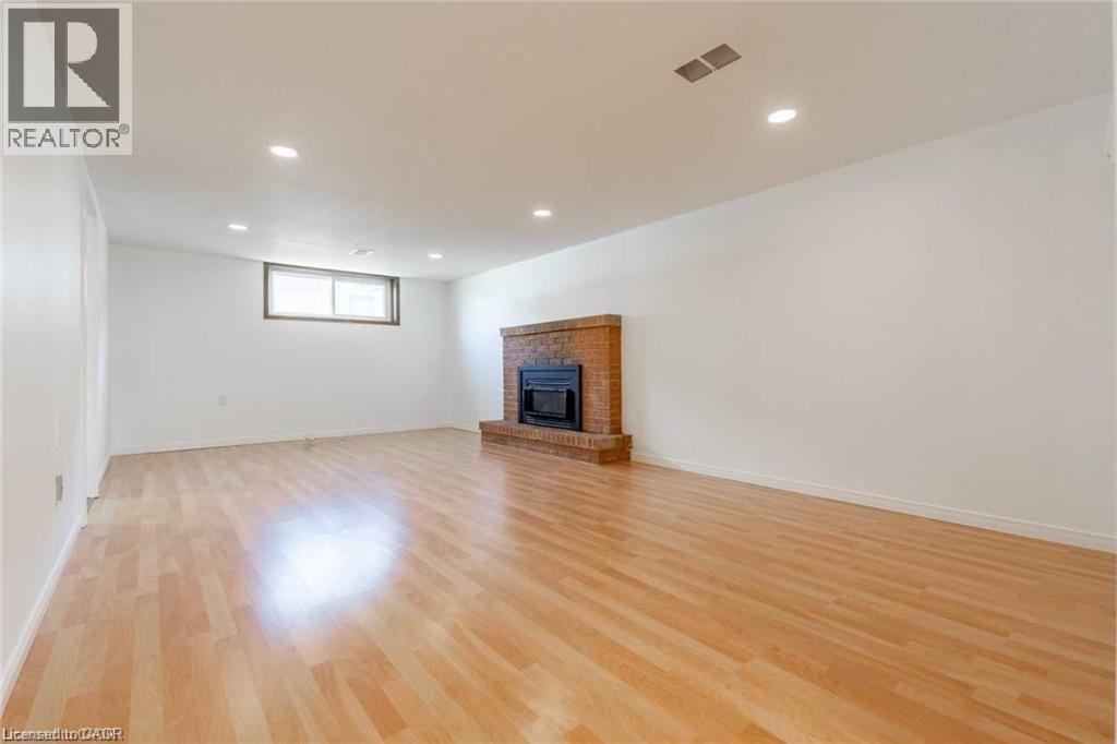 134 Marcella Crescent Unit# B, Hamilton, Ontario L8K 6G3 - Photo 9 - 40843802