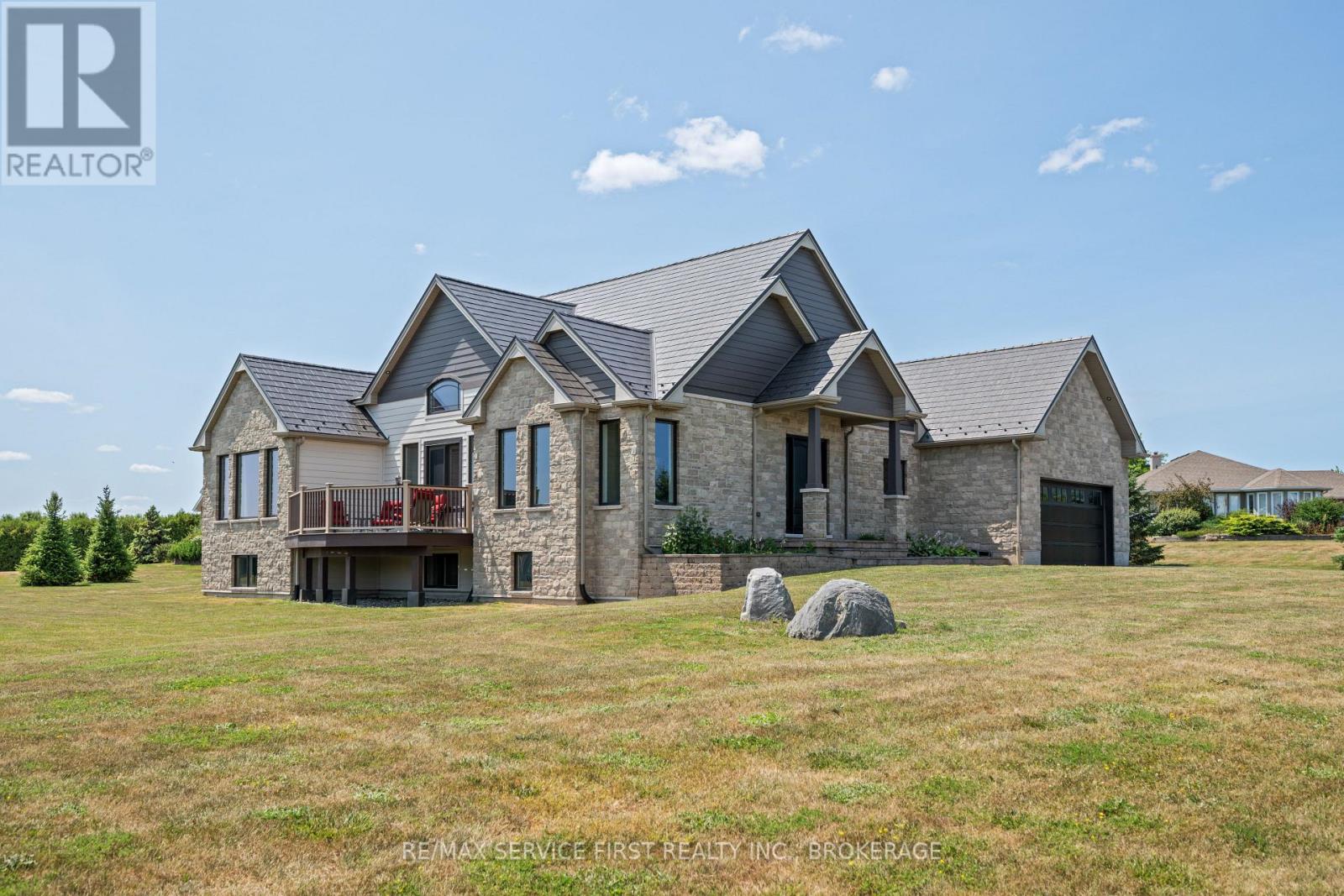 103 BINNACLE VIEW DRIVE, Front of Leeds & Seeleys Bay, Ontario