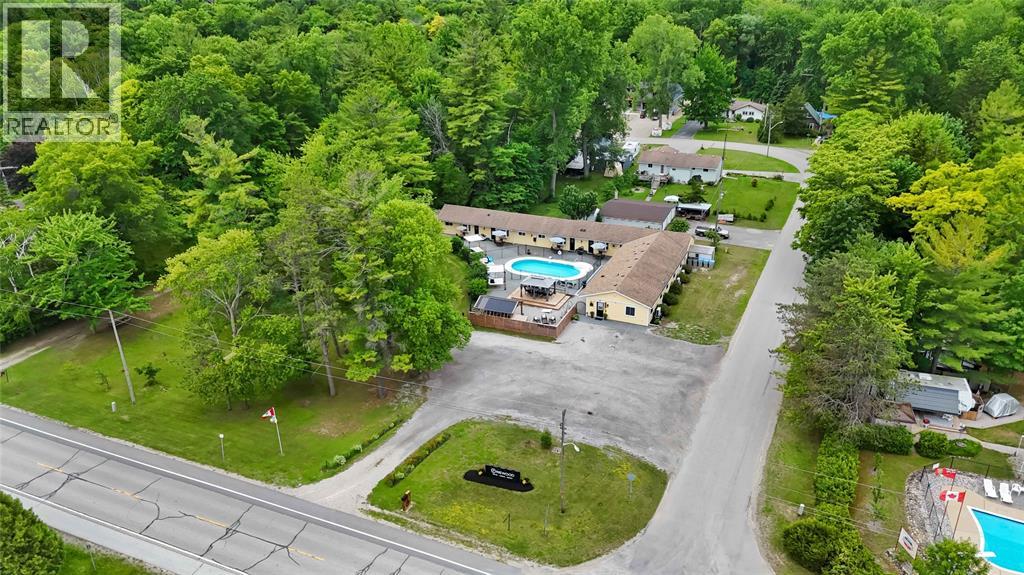 9717 Army Camp Road, Lambton Shores photo 3