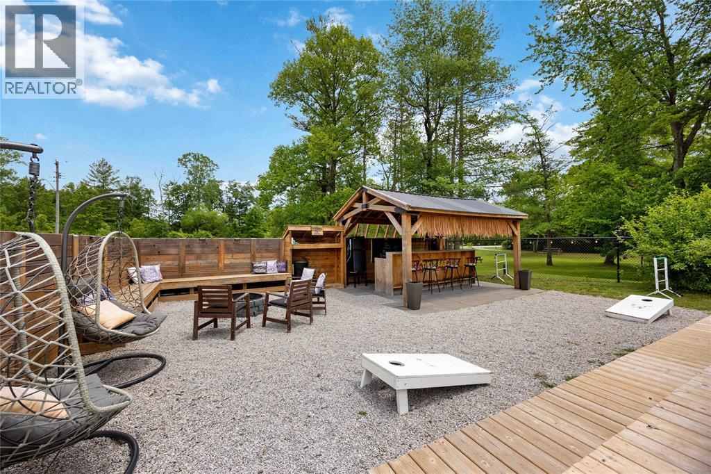 9717 Army Camp Road, Lambton Shores photo 8