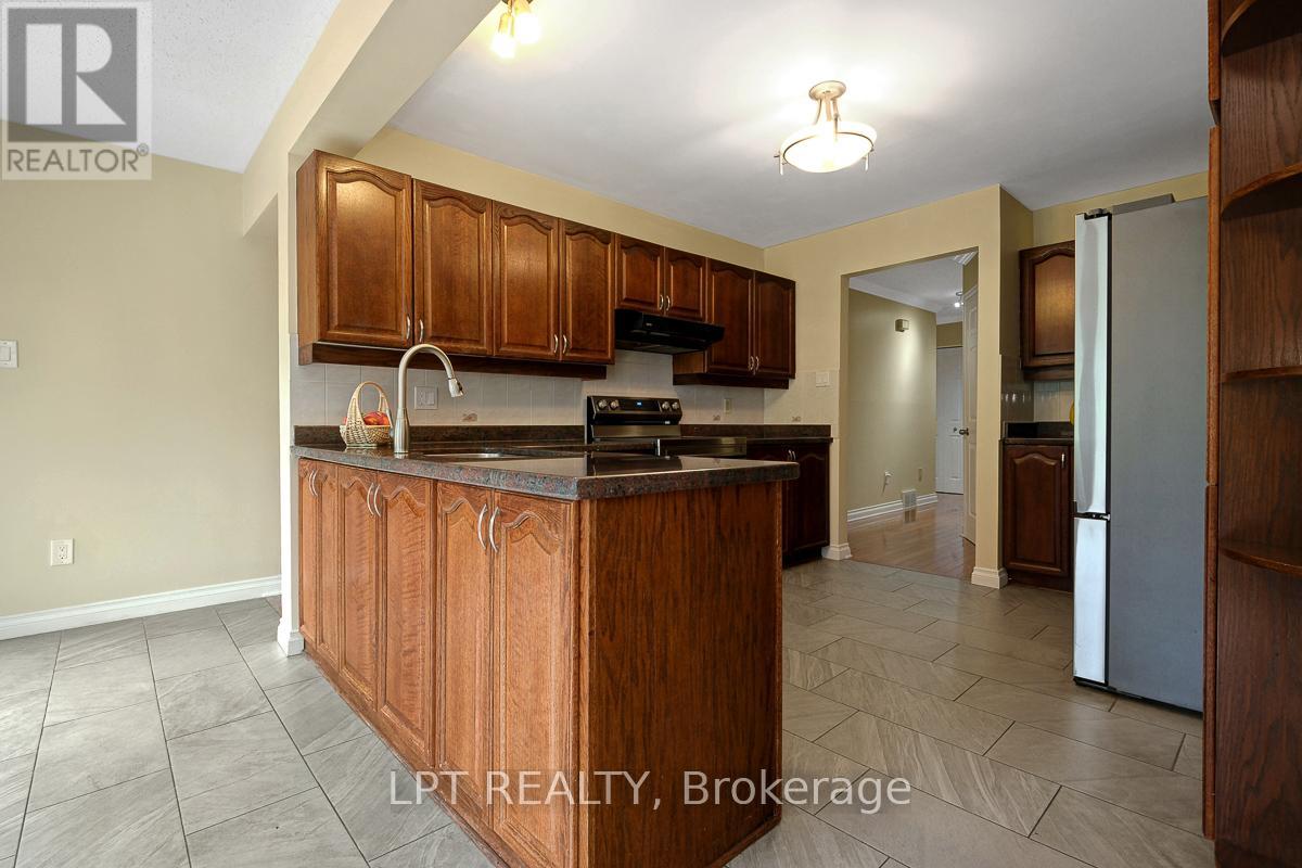 61 Shetland Way, Ottawa, Ontario  K2M 1S4 - Photo 10 - X13502124
