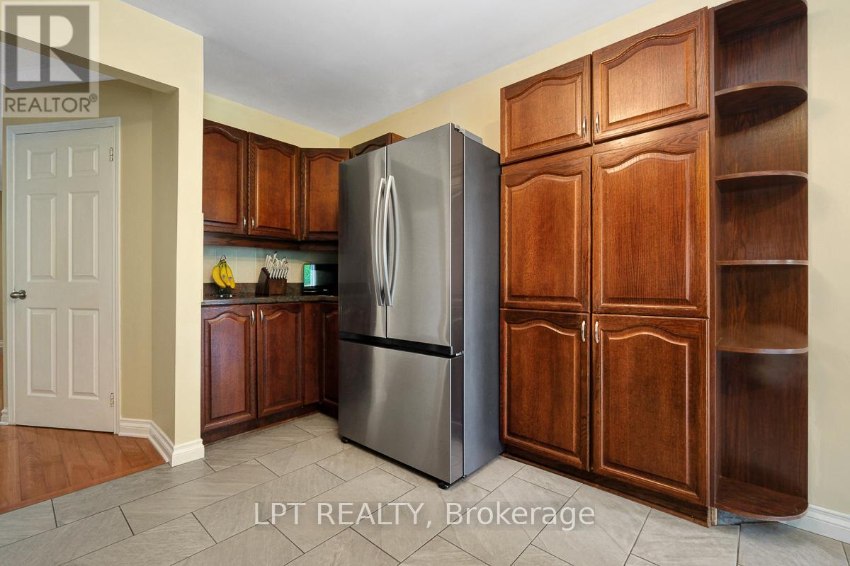61 Shetland Way, Ottawa, Ontario  K2M 1S4 - Photo 12 - X13502124