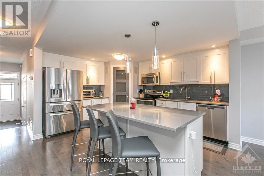 257 Gossamer Street, Ottawa, Ontario  K1W 0B2 - Photo 11 - X13502180