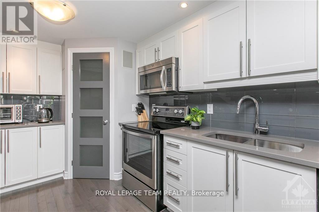 257 Gossamer Street, Ottawa, Ontario  K1W 0B2 - Photo 12 - X13502180