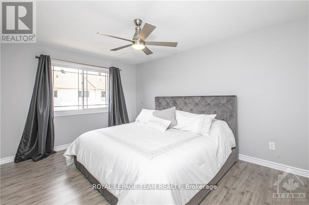 257 Gossamer Street, Ottawa, Ontario  K1W 0B2 - Photo 16 - X13502180