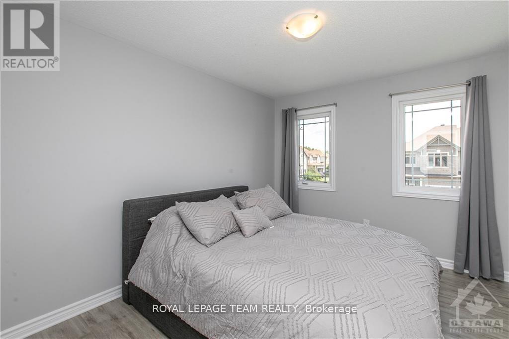 257 Gossamer Street, Ottawa, Ontario  K1W 0B2 - Photo 19 - X13502180