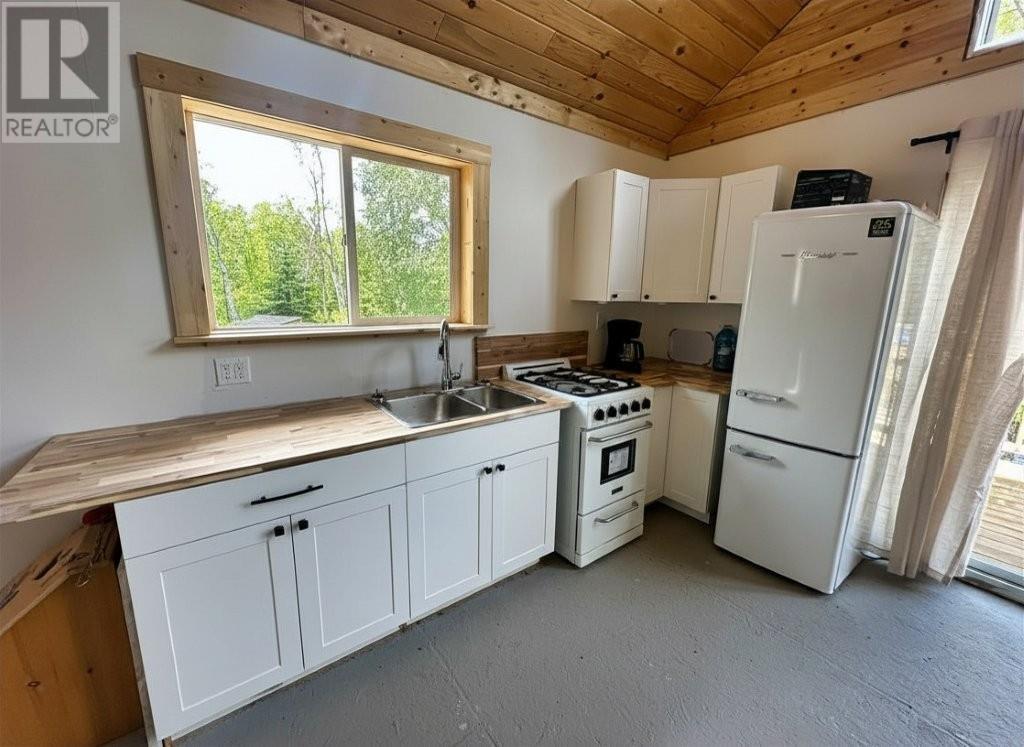 12 Plateau Lake Road, Atikokan, Ontario  P0T 1C0 - Photo 11 - TB2601741