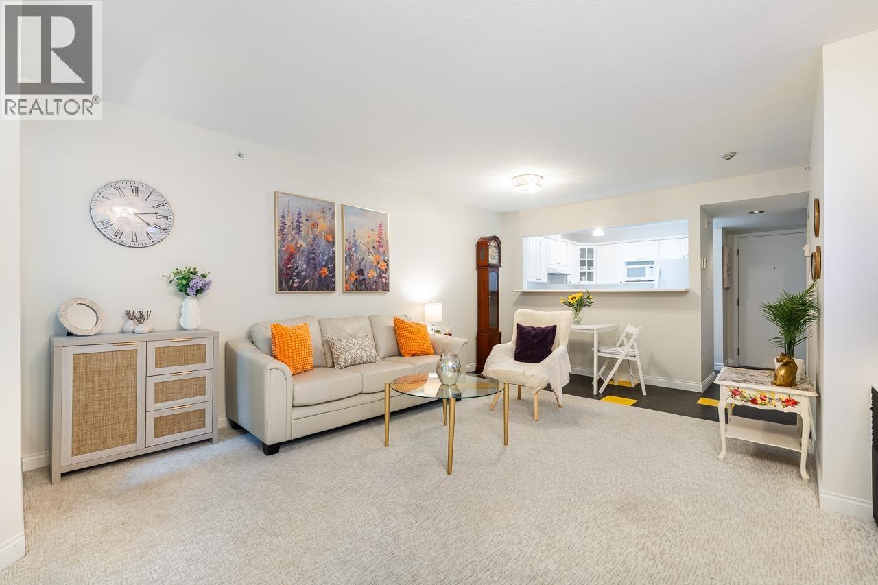 405 3658 Banff Court, North Vancouver, British Columbia  V7H 2Z9 - Photo 2 - R3140865