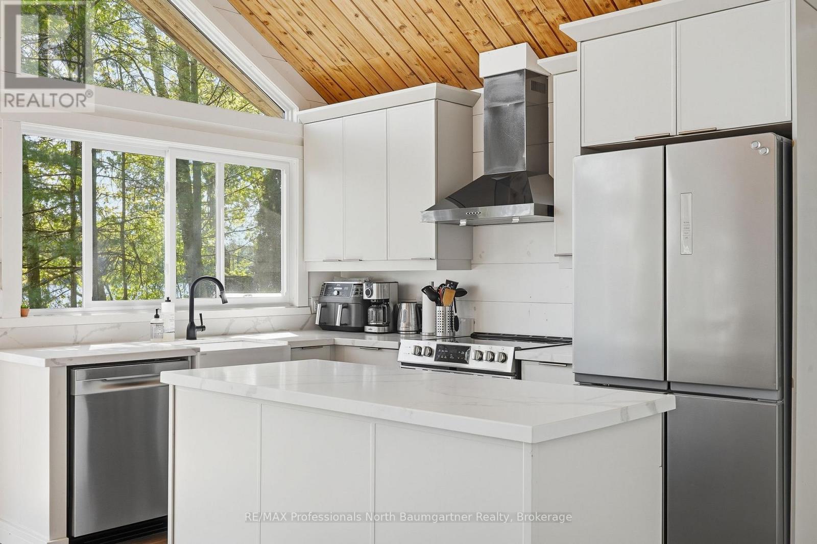 1033 Poster Lane, Minden Hills (Lutterworth), Ontario  K0M 2K0 - Photo 10 - X13502142