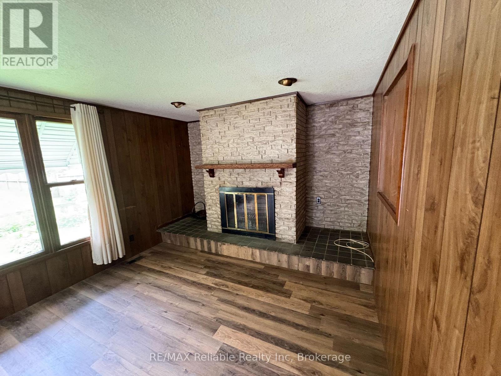 137 Fulton Street, Central Huron (Clinton), Ontario  N0M 1L0 - Photo 14 - X13502188
