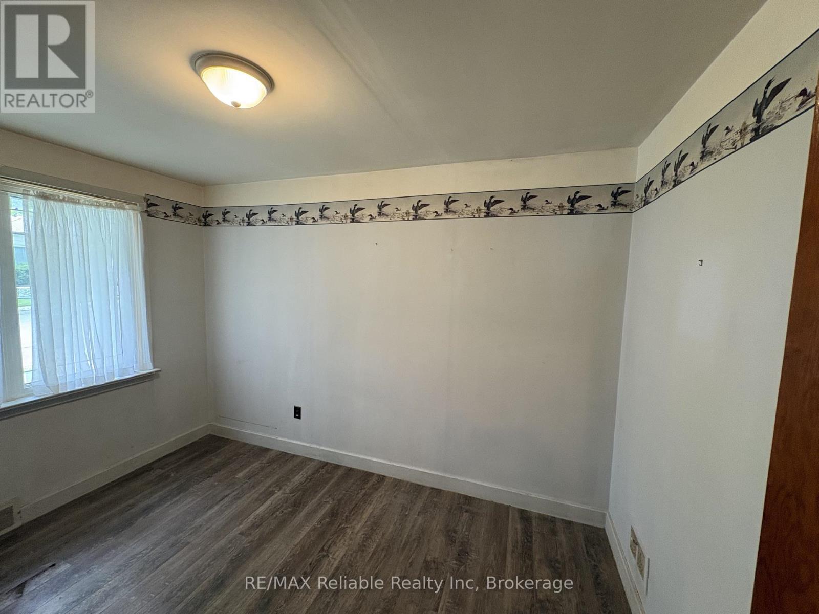 137 Fulton Street, Central Huron (Clinton), Ontario  N0M 1L0 - Photo 15 - X13502188