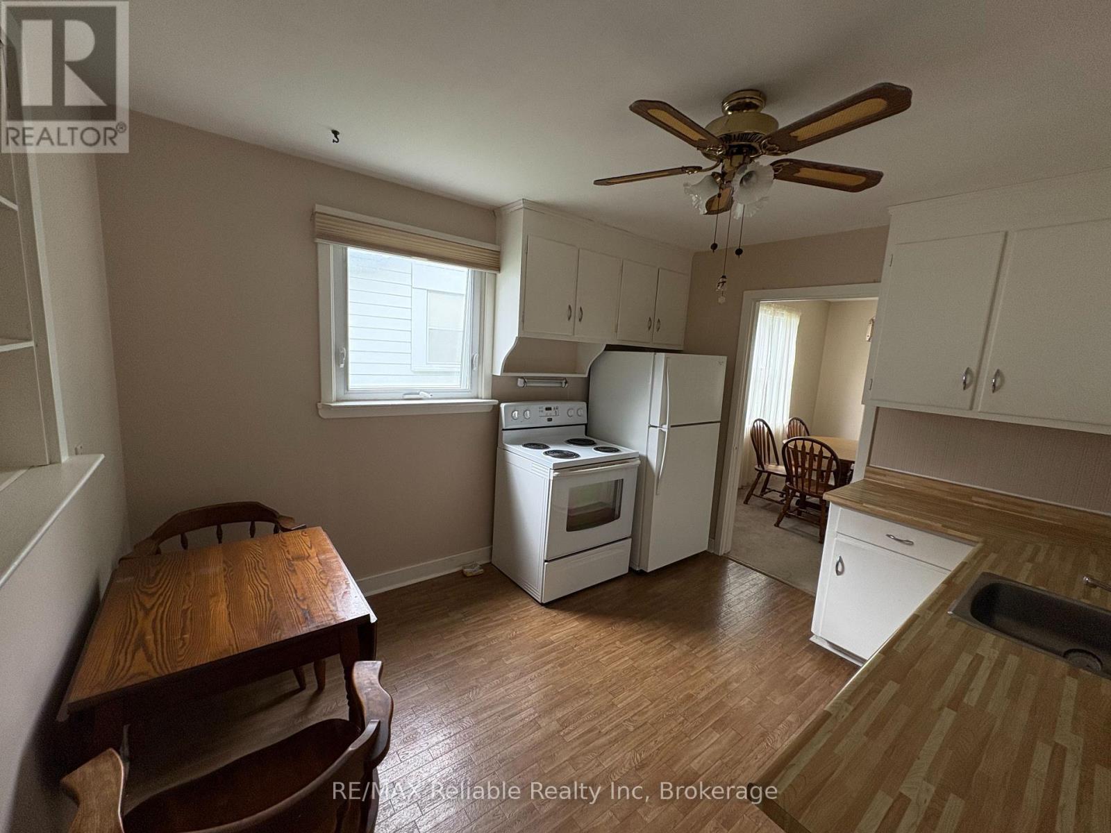 137 Fulton Street, Central Huron (Clinton), Ontario  N0M 1L0 - Photo 3 - X13502188