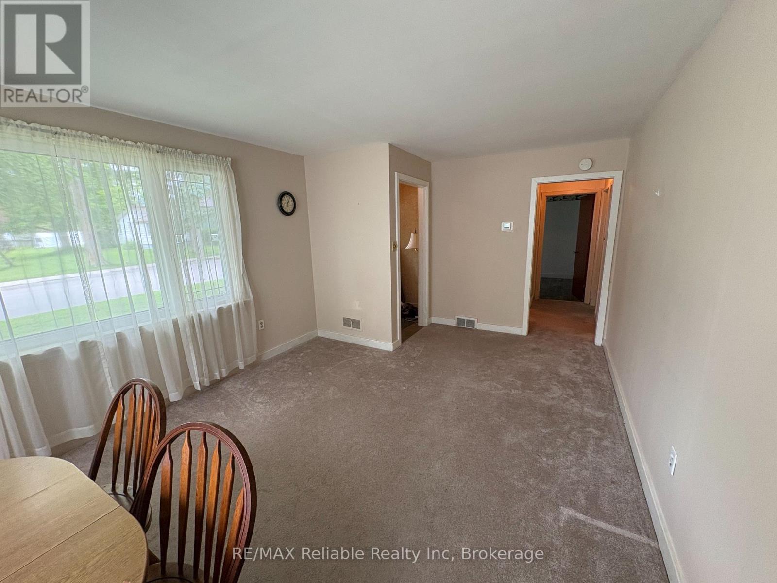 137 Fulton Street, Central Huron (Clinton), Ontario  N0M 1L0 - Photo 8 - X13502188